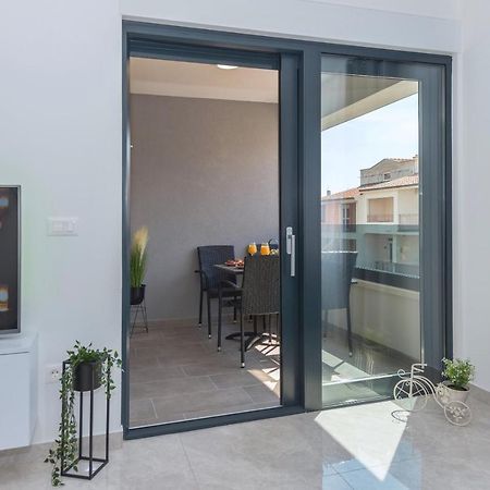 Apartment Ema Makarska Bagian luar foto