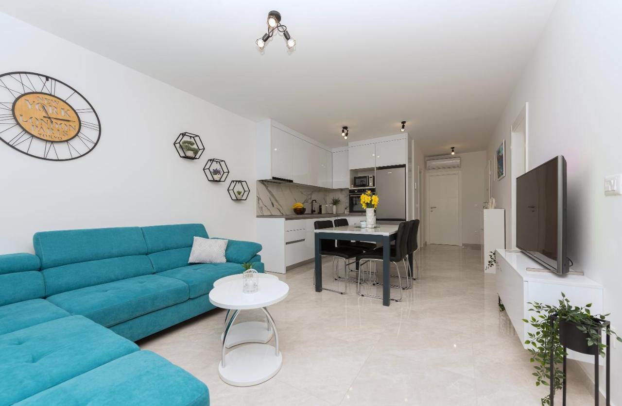 Apartment Ema Makarska Bagian luar foto