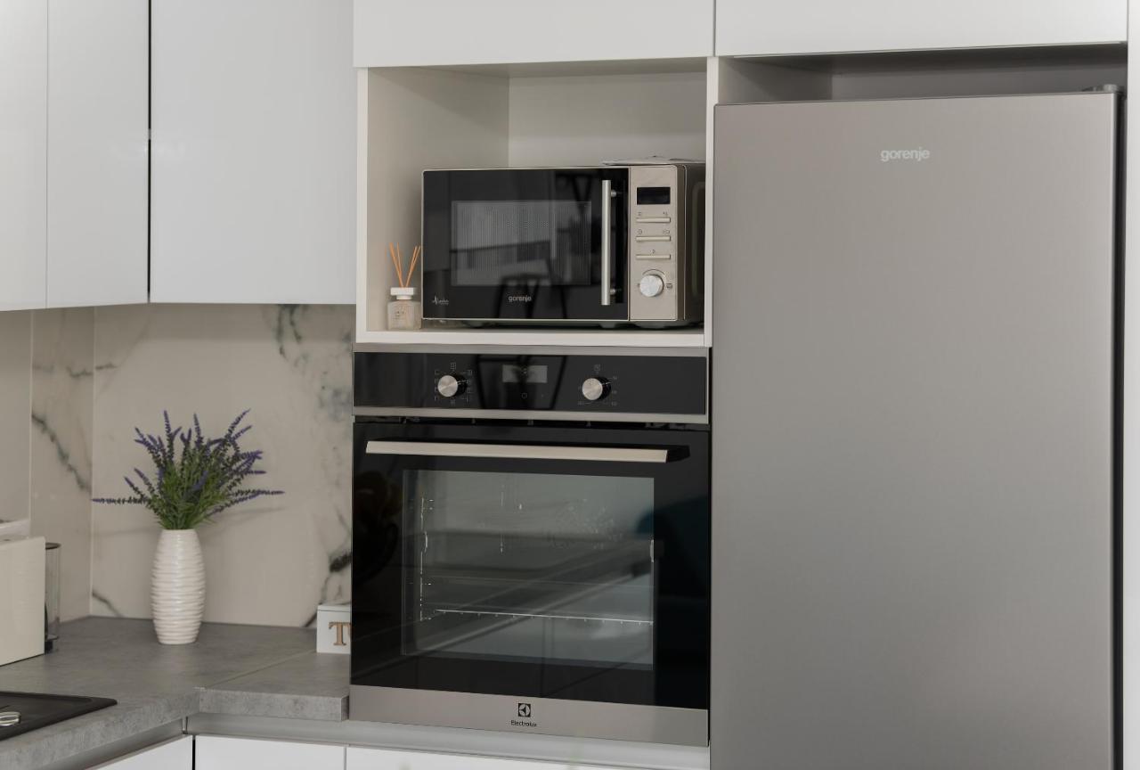 Apartment Ema Makarska Bagian luar foto