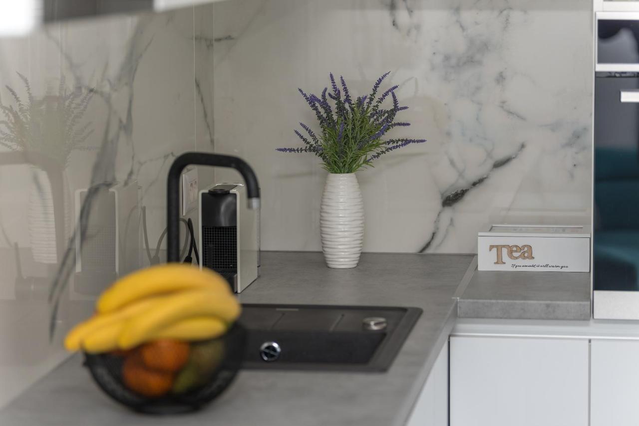 Apartment Ema Makarska Bagian luar foto