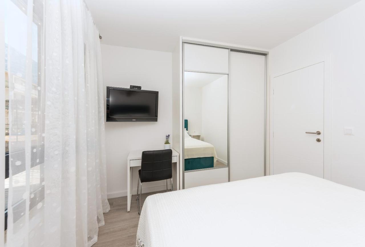 Apartment Ema Makarska Bagian luar foto
