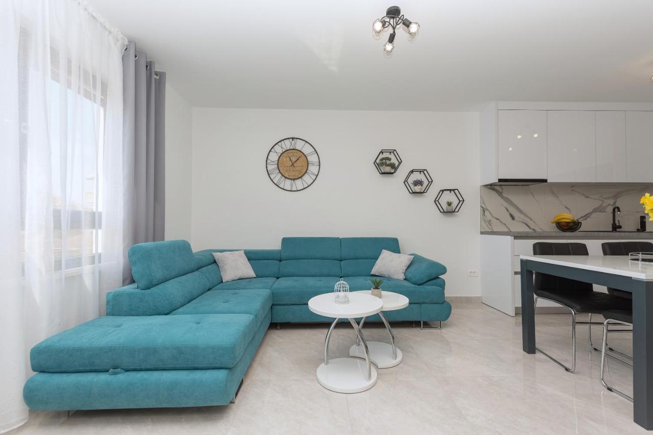 Apartment Ema Makarska Bagian luar foto